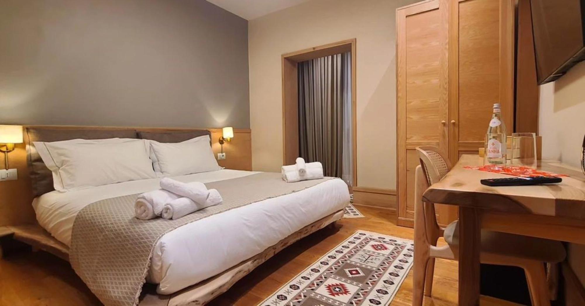 Velar Hotel Boutique Korça Kültér fotó