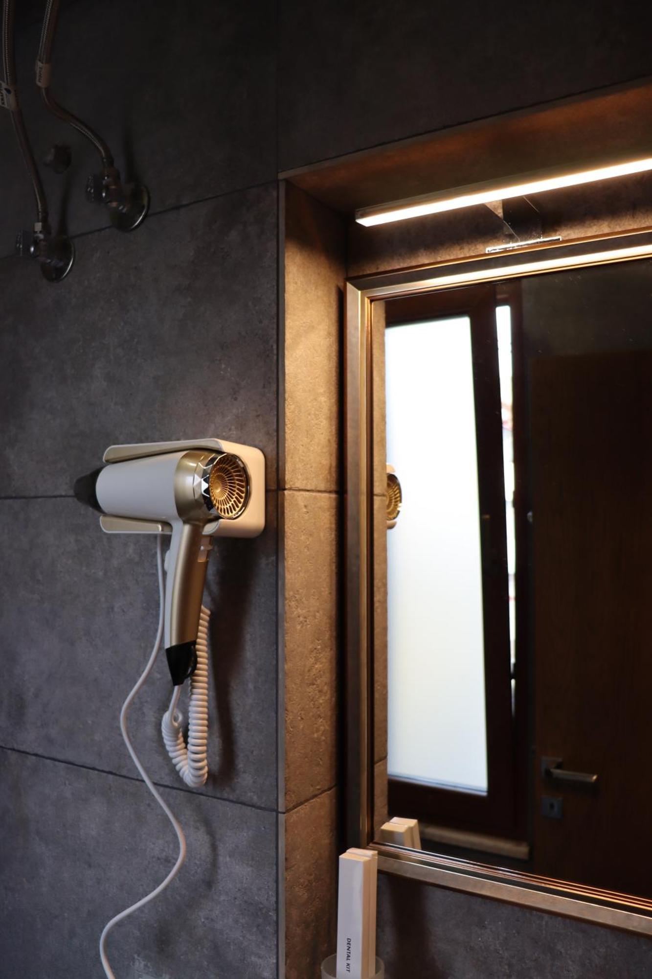 Velar Hotel Boutique Korça Szoba fotó